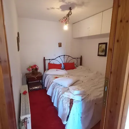 ξενών ηχω Apartment Mesochorion (Evrytania)